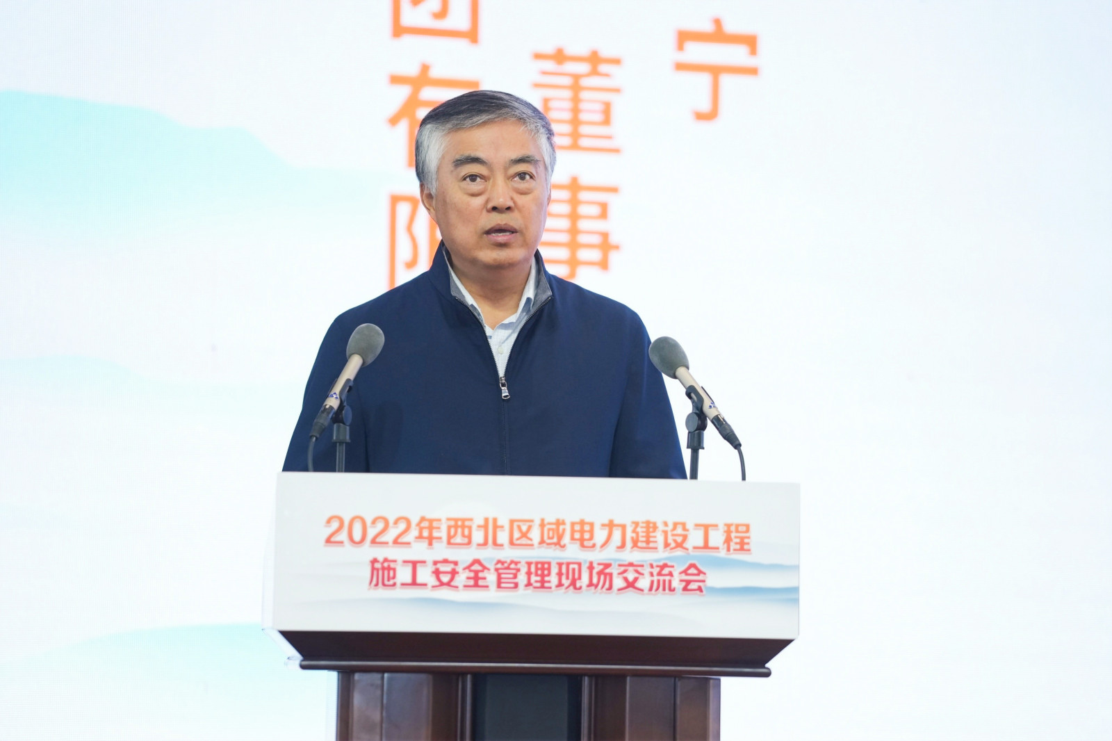 袁小寧1.jpg